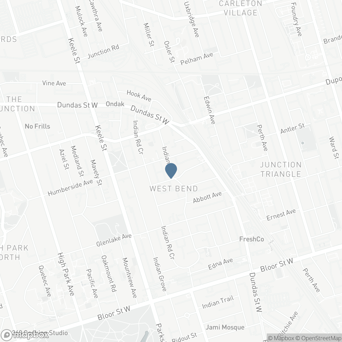 725 INDIAN ROAD, Toronto, Ontario M6P 2E2